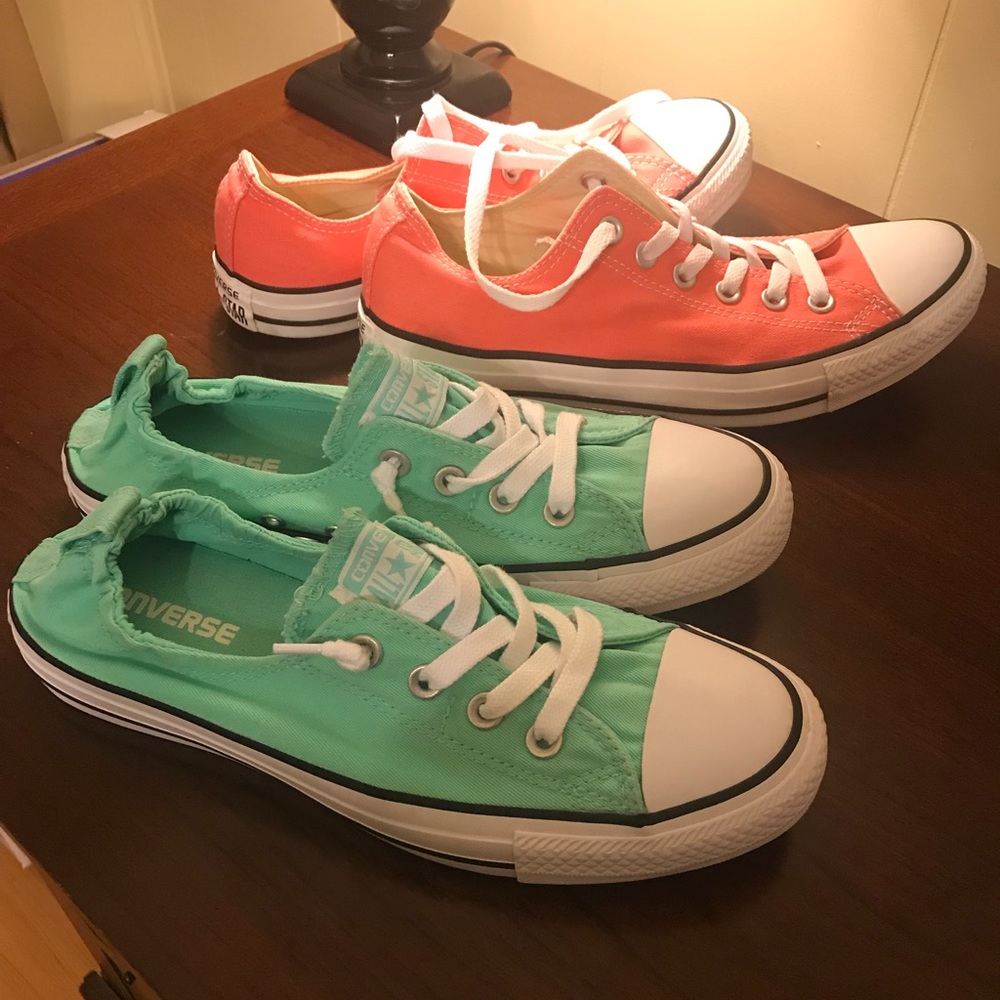 2 Pair Size 9 Converse!!